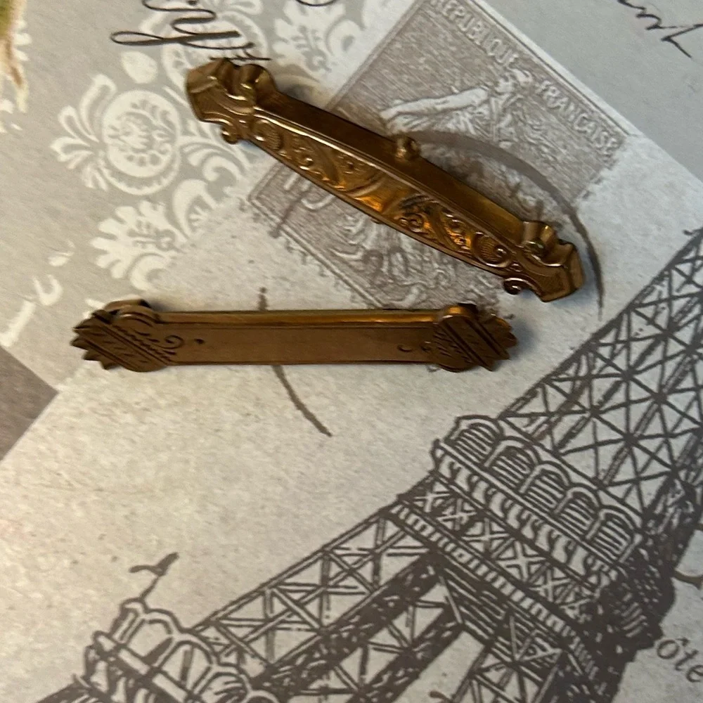 2 Victorian BAR PINS gold filled with machine etching